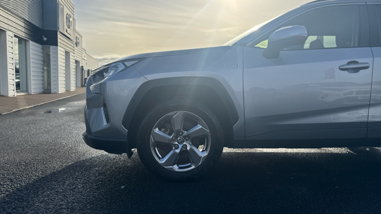 Toyota RAV4 2.5 VVT-i Hybrid Design 5dr CVT 2WD Hybrid Estate